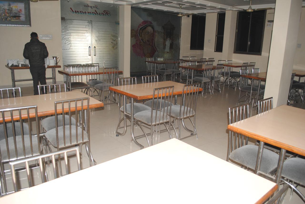 Hotel Vinayak Palace Nawalgarh Kültér fotó