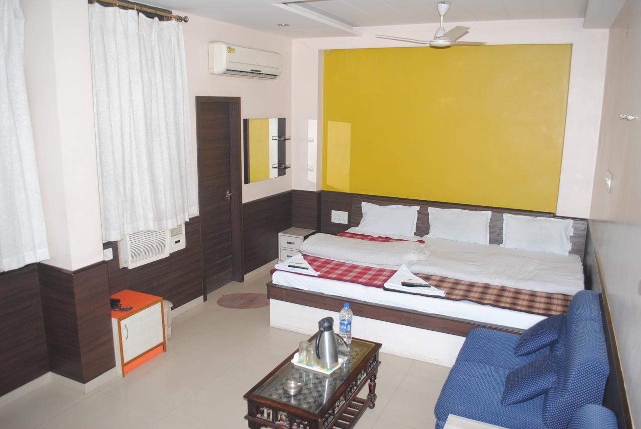 Hotel Vinayak Palace Nawalgarh Kültér fotó